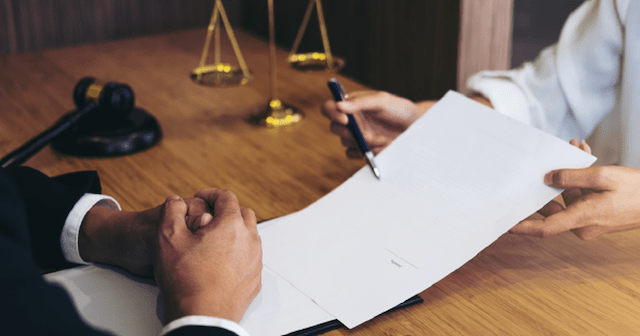 funciones de un abogado laboral